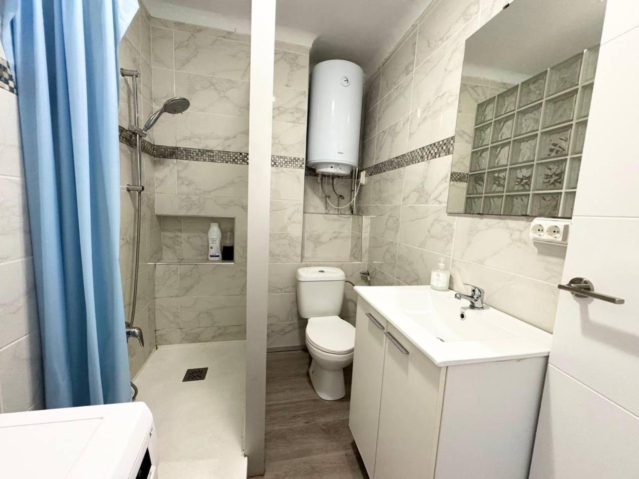 Apartsalou Bilbao 外观 照片