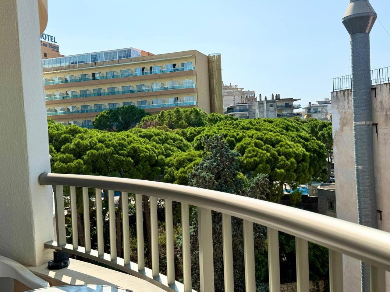 Apartsalou Bilbao 外观 照片